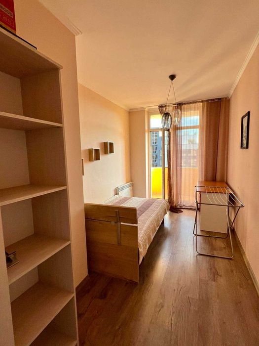 2-кімнатна квартира біля бювету, паркінг, Роксолани 16.  Є відео.