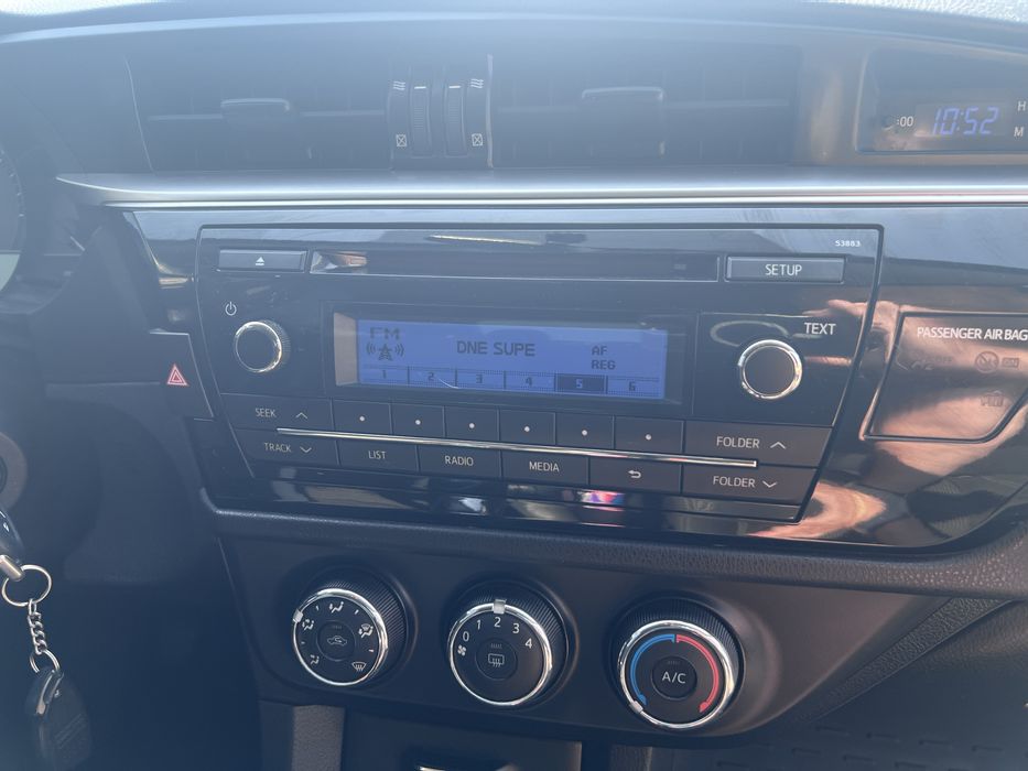 Toyota Corolla 1.33 2013 р. 6-мех.