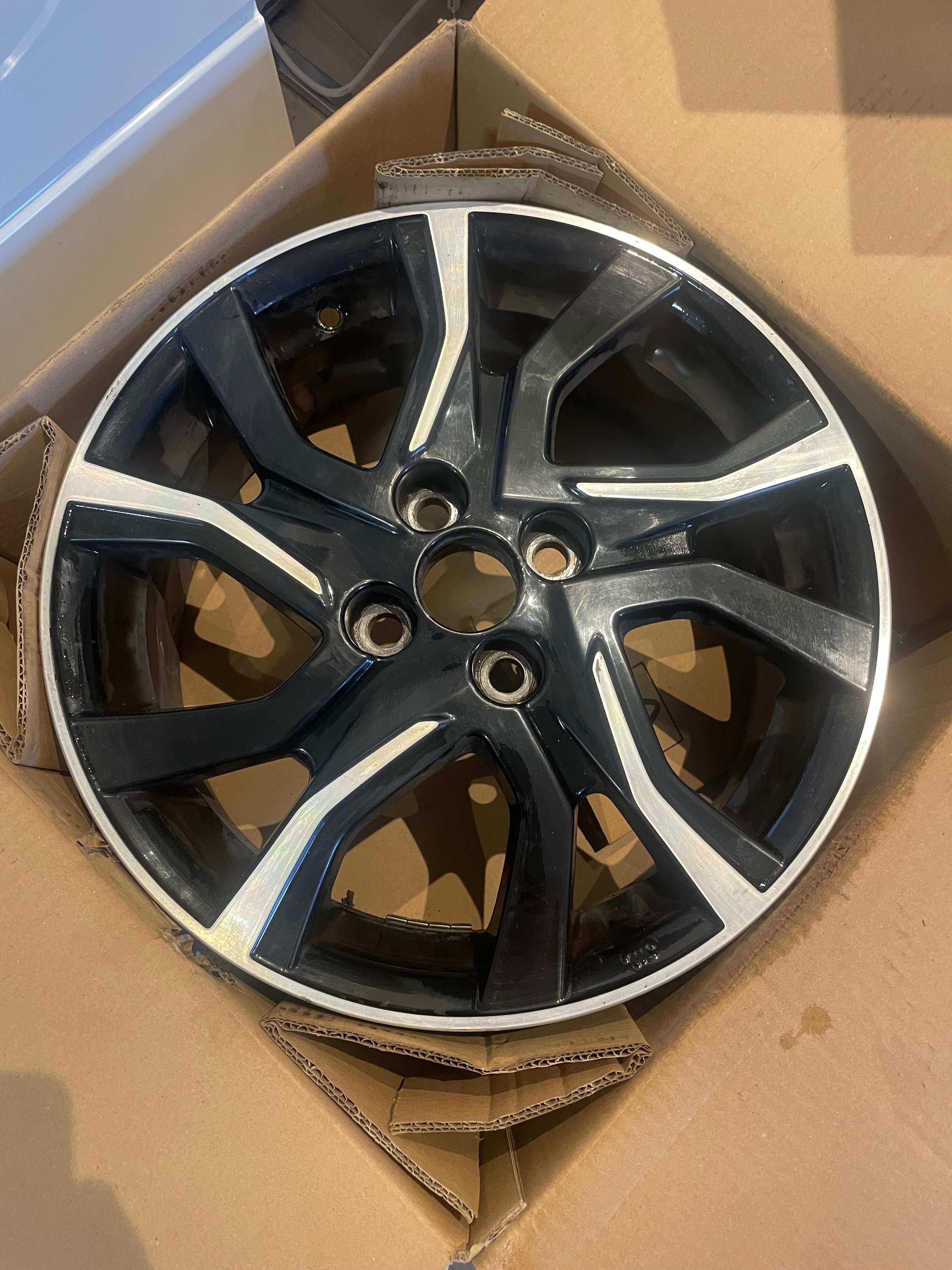Alufelga Toyota Yaris  2018 r selection