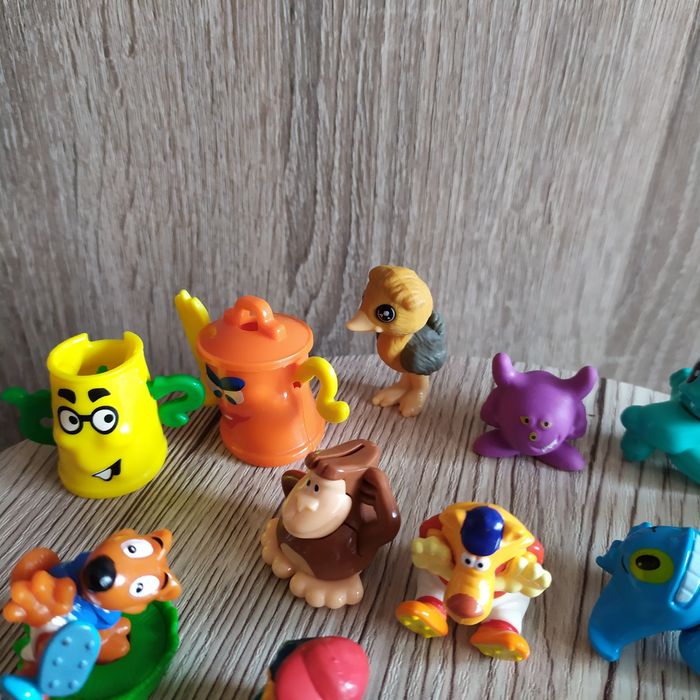 Іграшки із кіндера