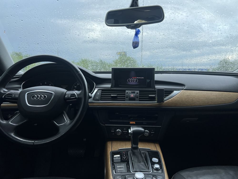 Продам Audi a6 c7 турбо