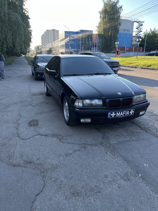 Продам БМВ 3 серія 2,0 мотр м52