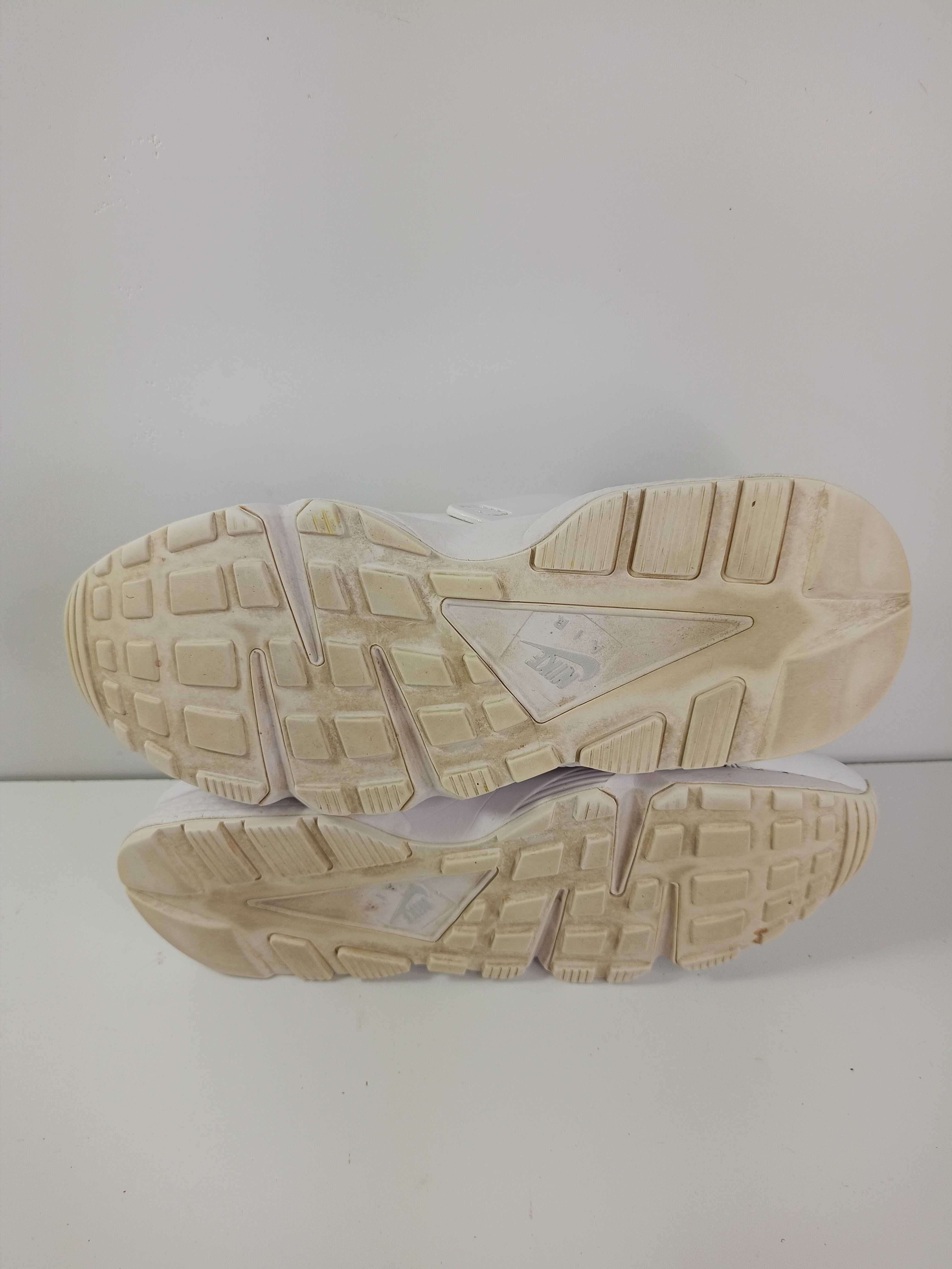 Nike  Air Huarache Buty Damskie r.38,5