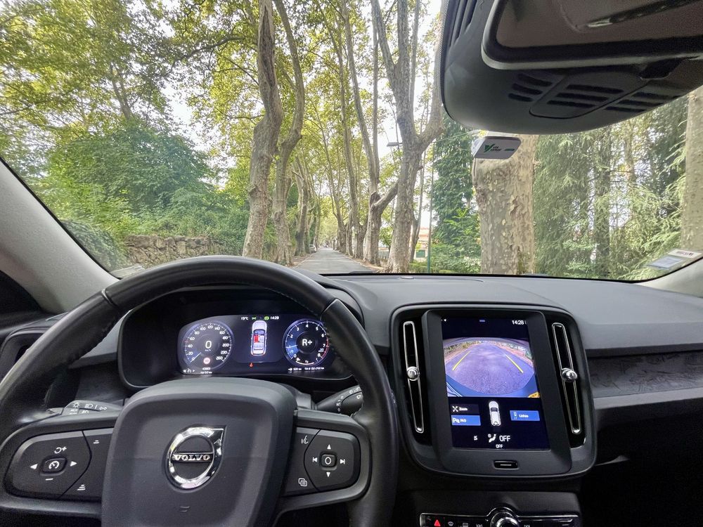 Oportunidade VOLVO XC 40 T3  2019