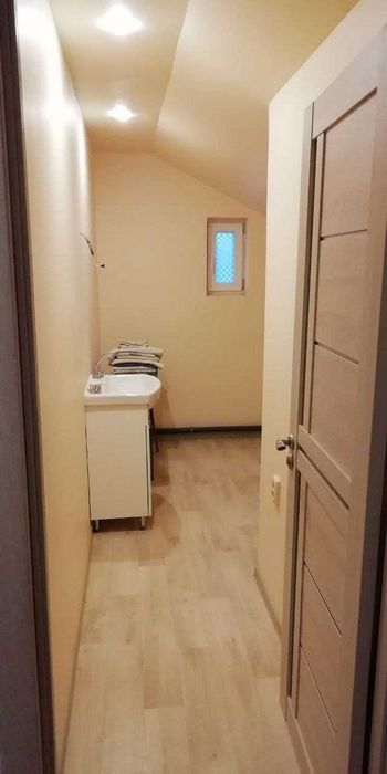 Продам Автономний будинок, що приносить дохід