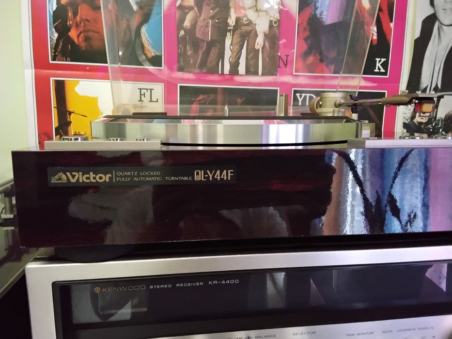 Gira discos Viktor QL-44F