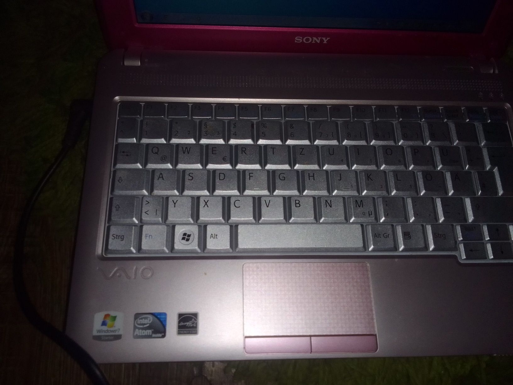 Laptop Sony Vaio różowy model pcg 21313m