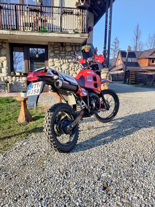 Honda NX 250 Dominator