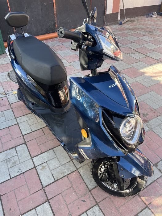 Електроскутер FORTE HAWK синій 2000