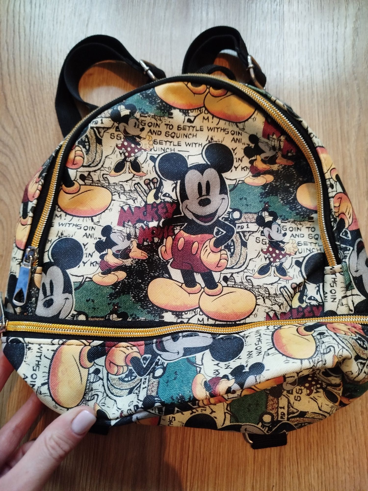 Nowy plecak Miki Mouse