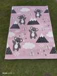 Dywan dziecięcy 140x200cm dla dziewczynki do pokoju w koale koala