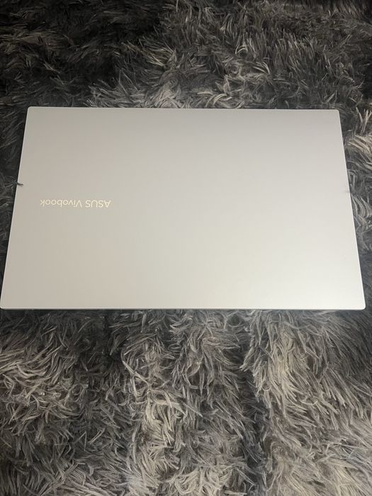 ASUS Vivobook 15