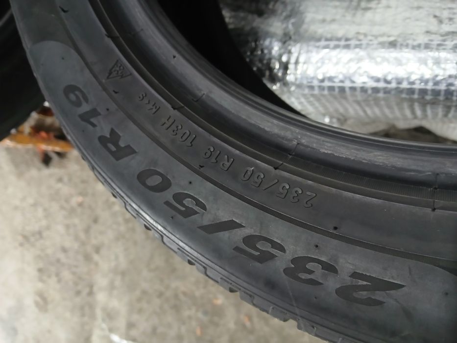 Шини Pirelli 235/50R19. 2шт. Зима (588) 2023 року