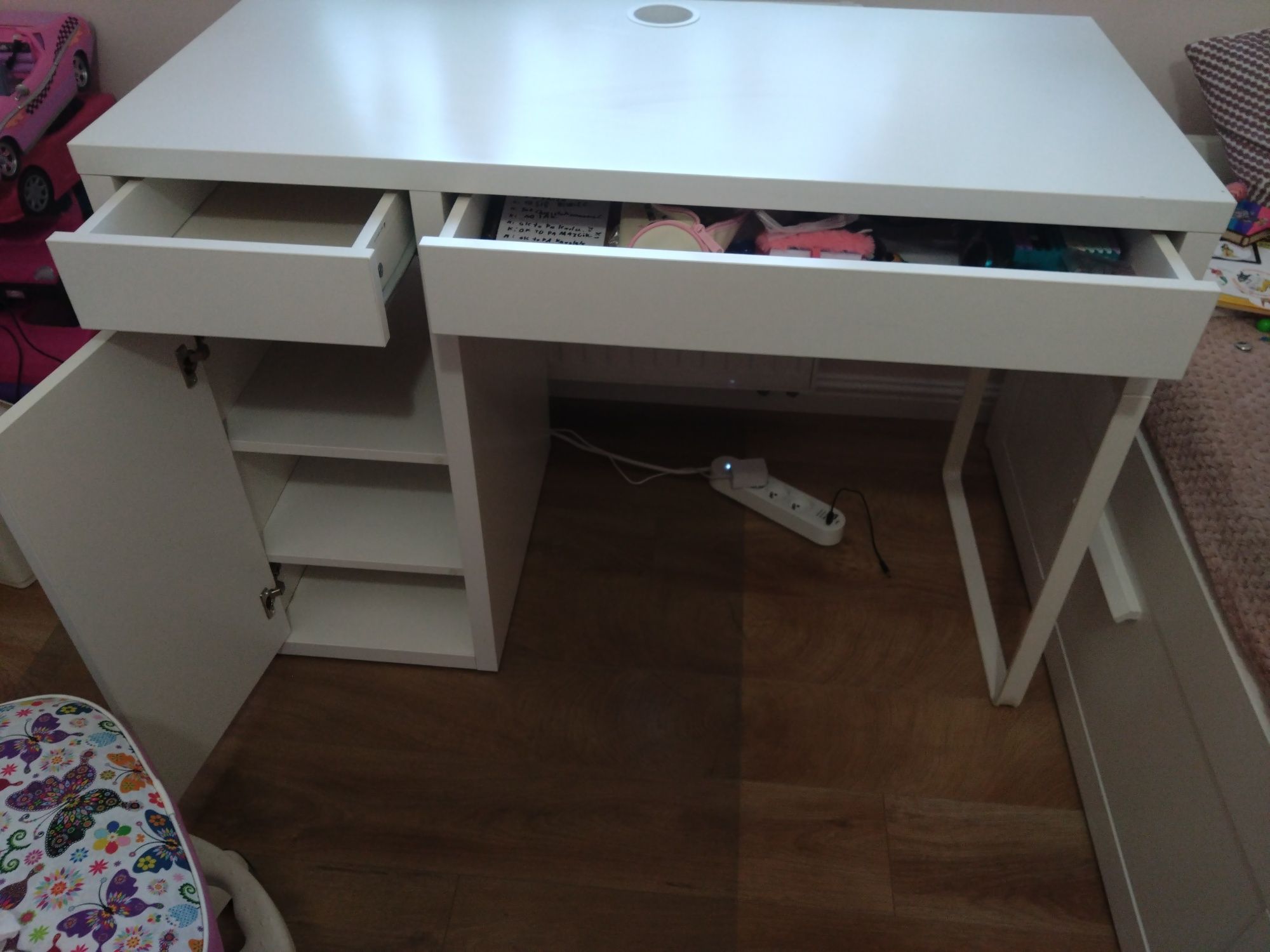 Biurko Ikea Mickey białe wymiary 105x50