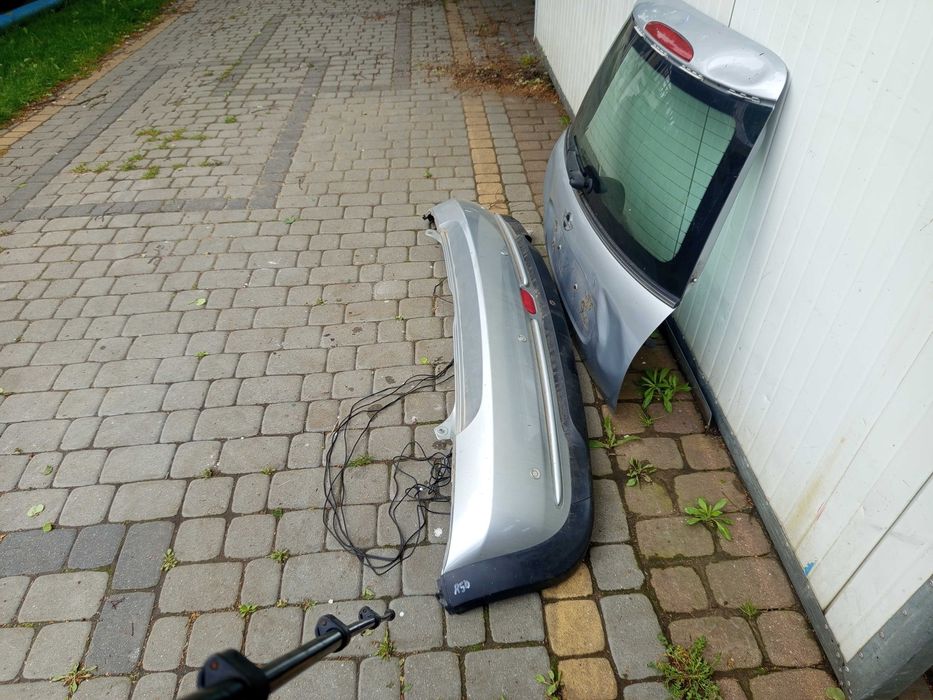 Klapa bagażnika mini r50 r53 srebrna