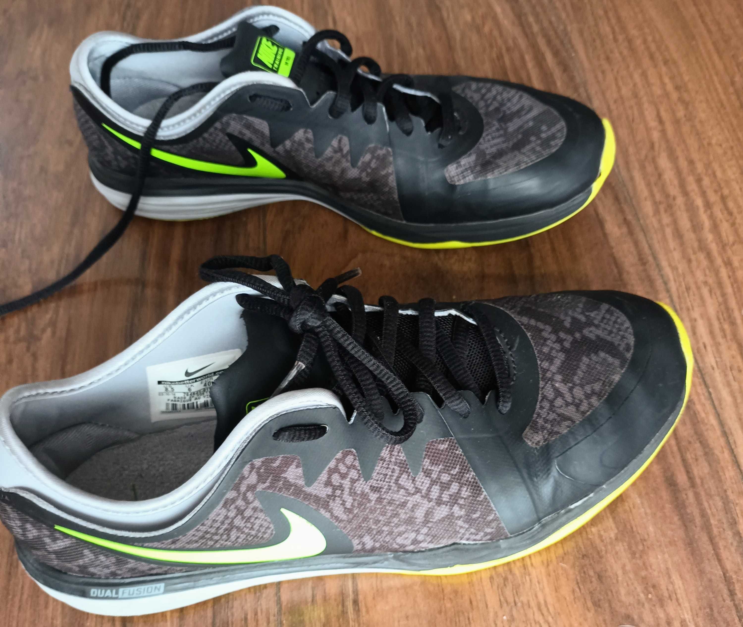 Nike DF-TR3 halowe r. 40 (25.5cm)