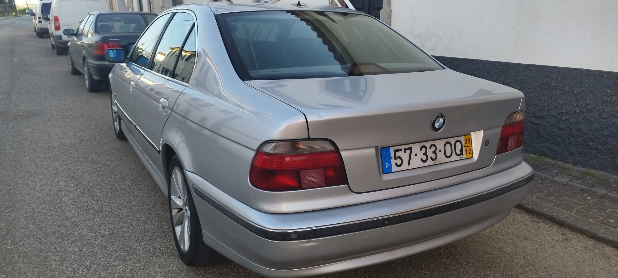 BMW   525    TDS