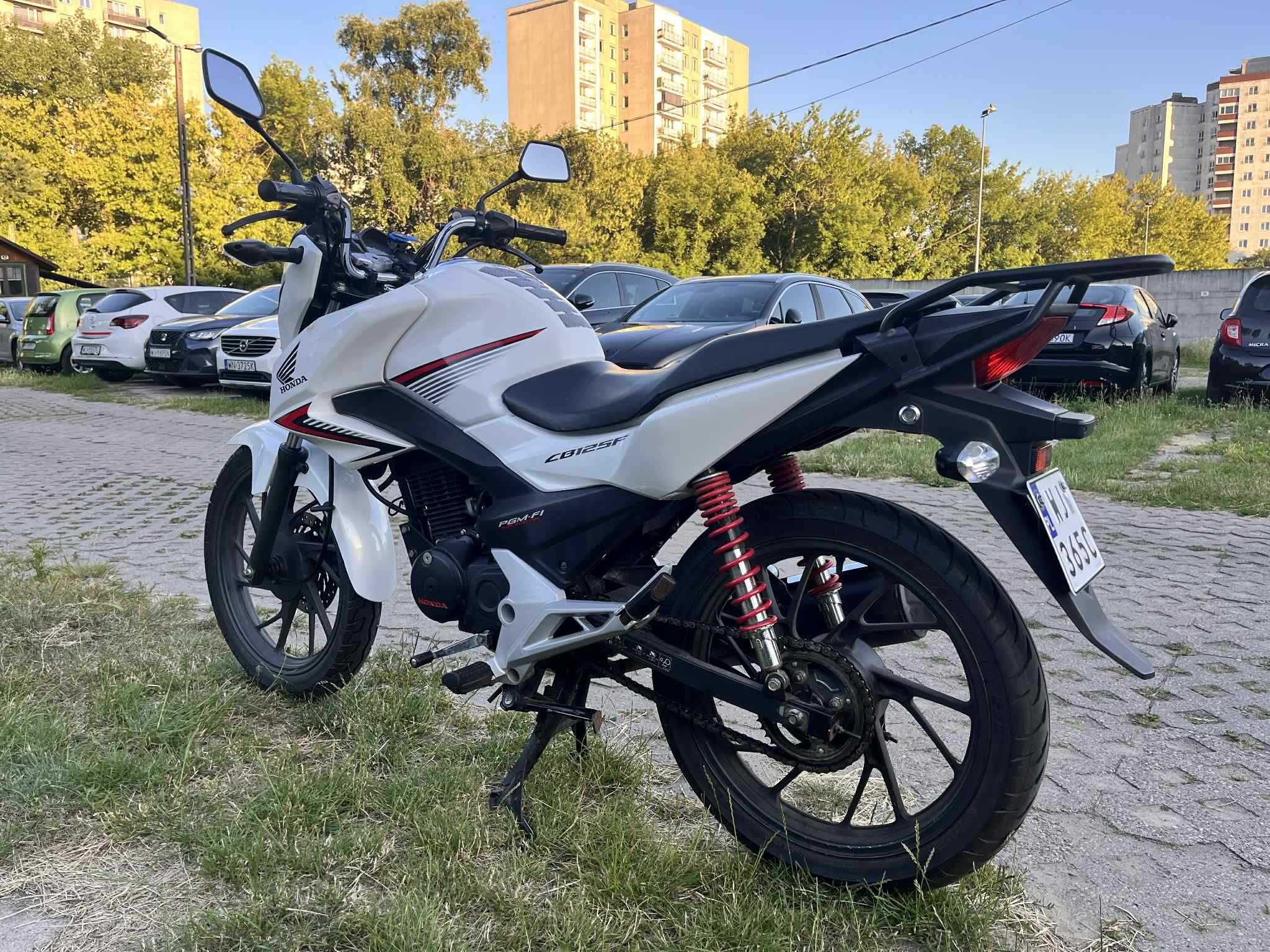 Honda CB125F Kategoria B