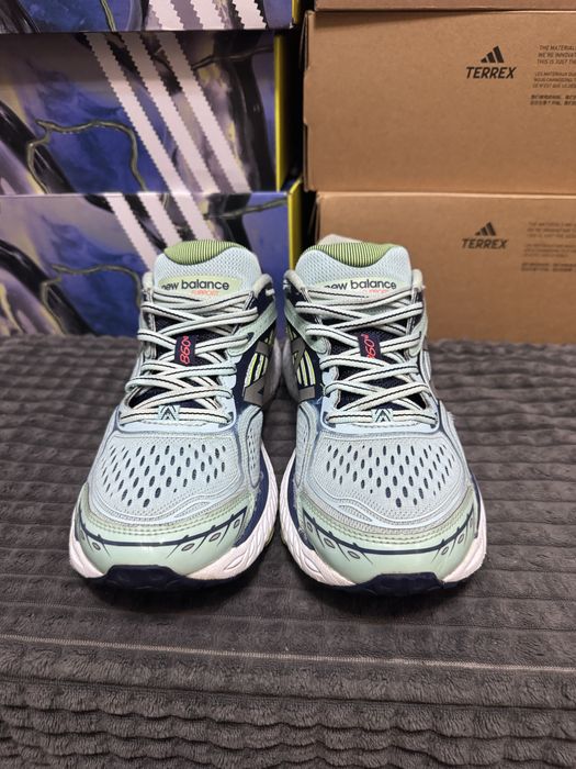 Кросівки для бігу New Balance 860 v7 39(25см) оригінал