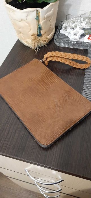 Клач женский,кожа