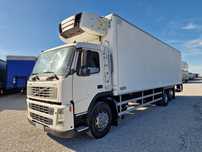 Volvo FM9 300 - CHŁODNIA 3OSIE - WINDA - STARE TACHO