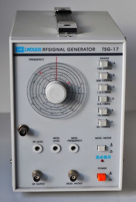 Generator sygnałowy RF 100kHz do 150MHz, TSG-17