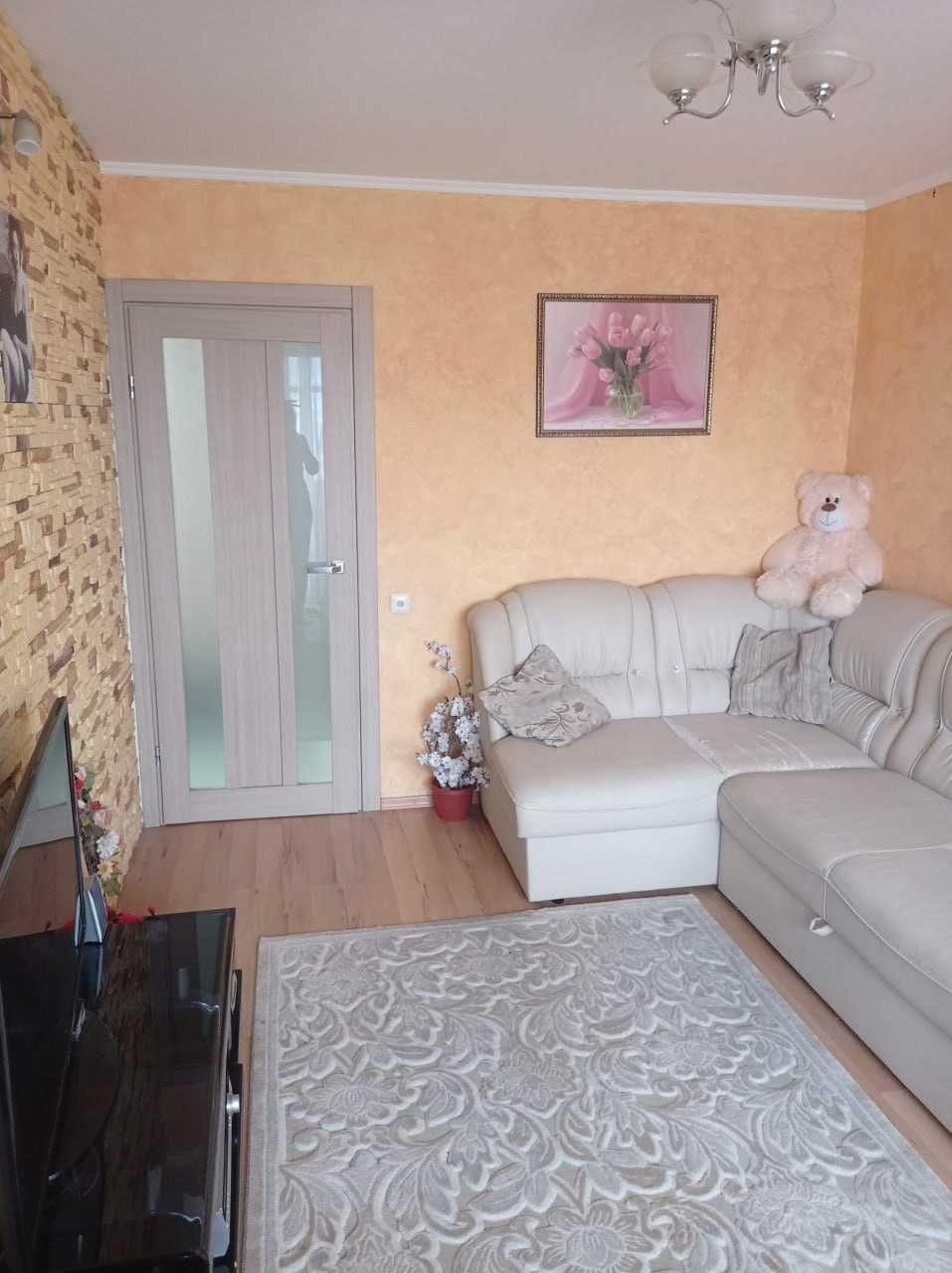 СРОЧНО! Продам 3-х комнатную квартиру! С мебелью! Заходи и живи!