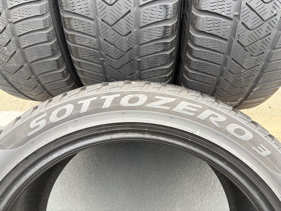 Шини зимові PIRELLI 235/45 R18, 2023 р.в. (Гума, резина)