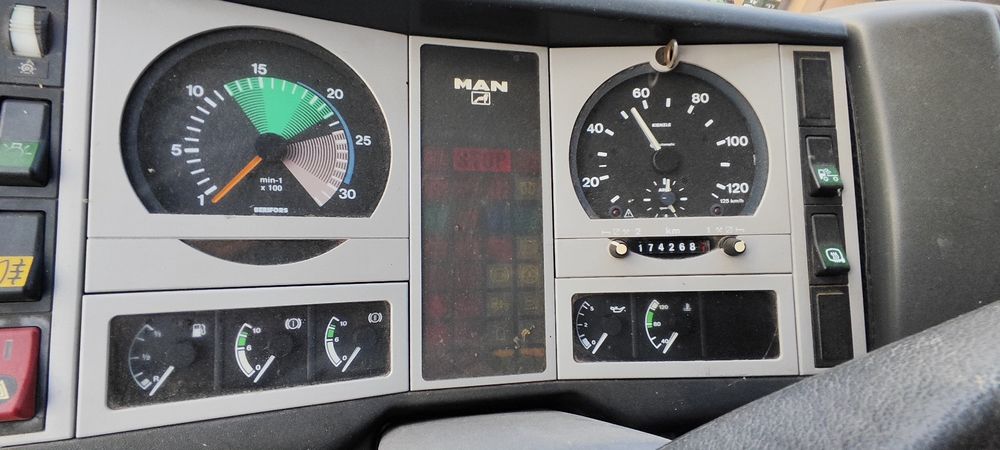 Man 8-163 tylko 174000 km izoterma kontener