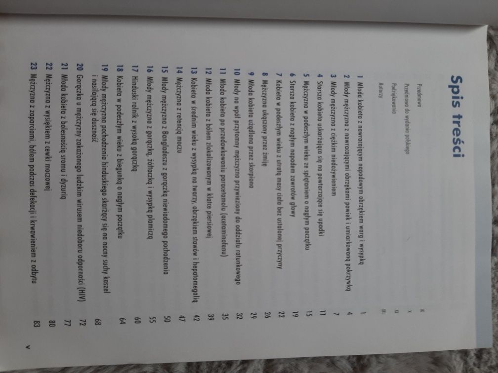 Dla medyków. Język łaciński, oksfordzki słownik i przypadki medyczne.