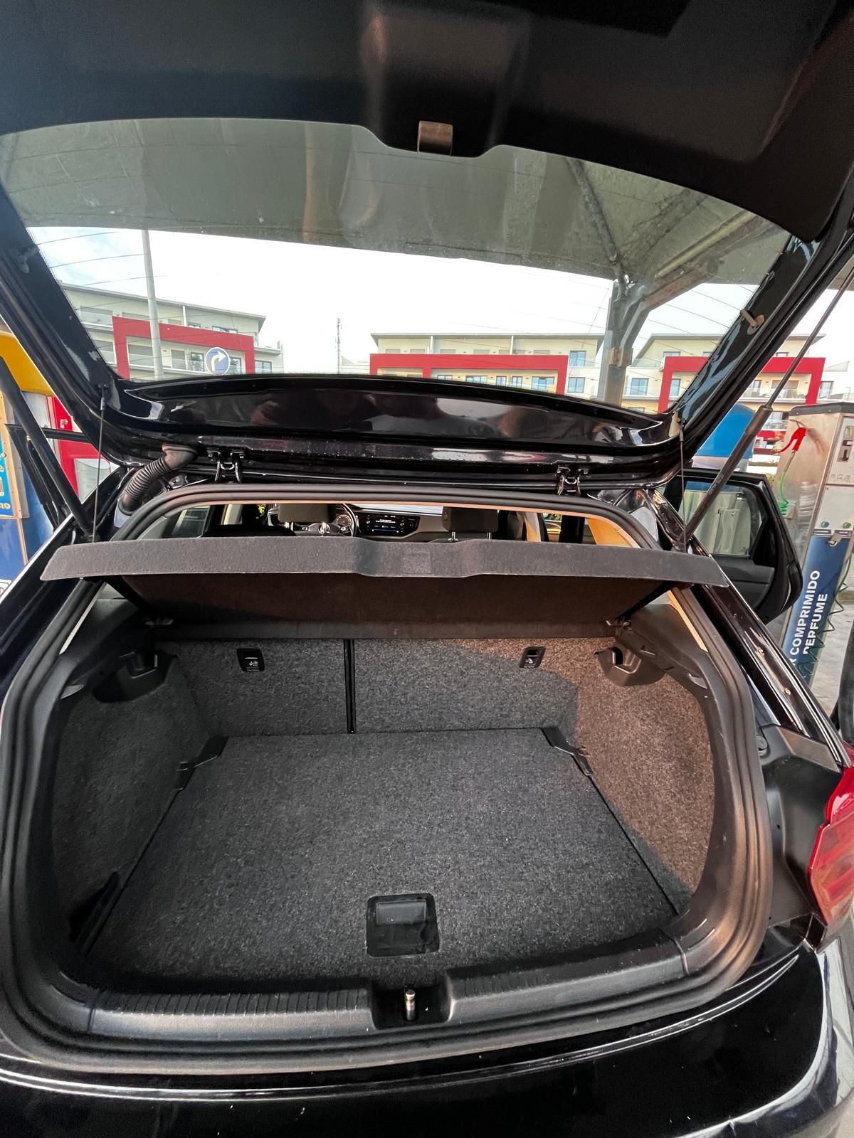 Polo 2018, 1.0 confortile com 63.900 km. Mecanica perfeita.