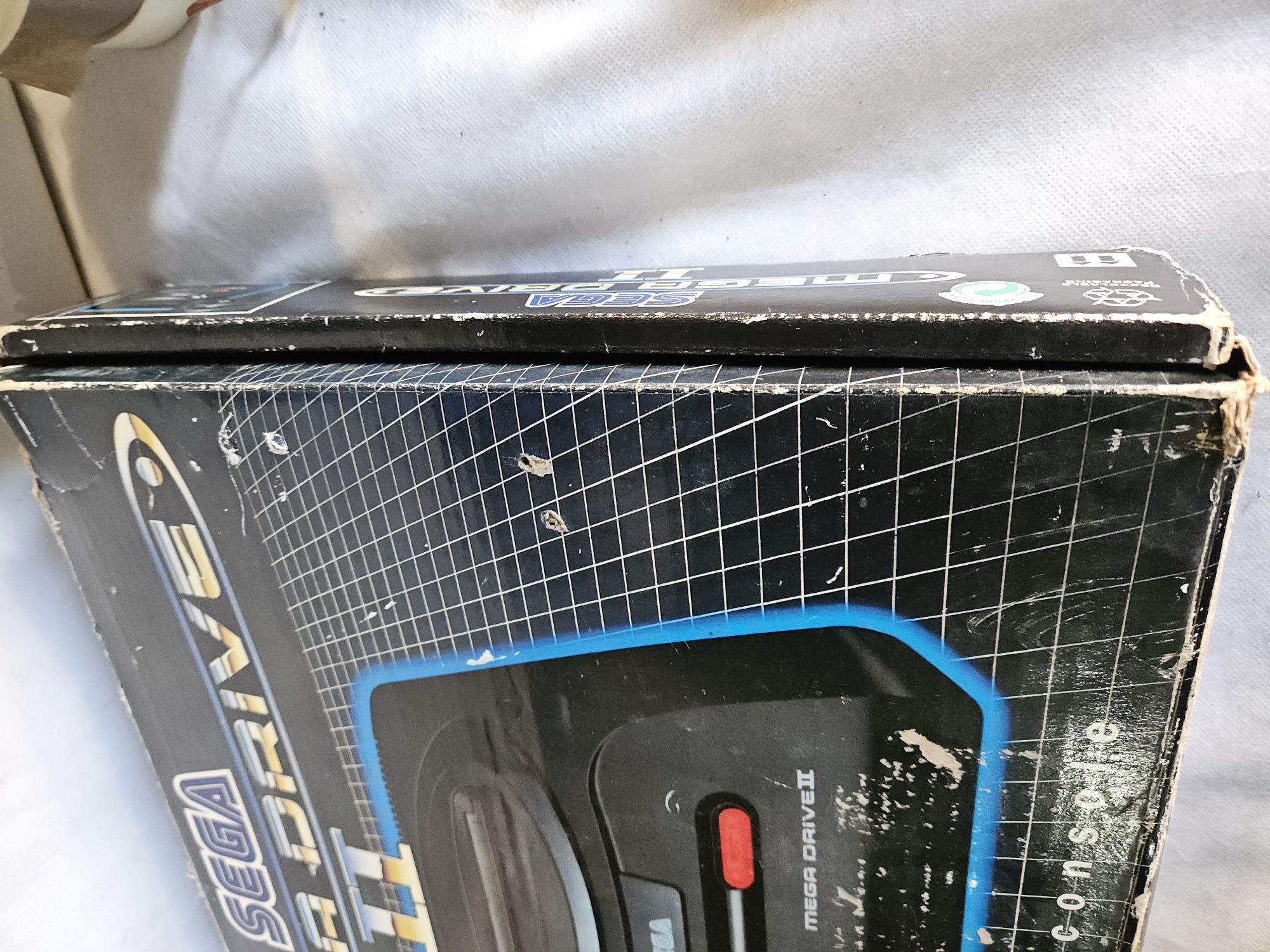 Sega megadrive com caixa