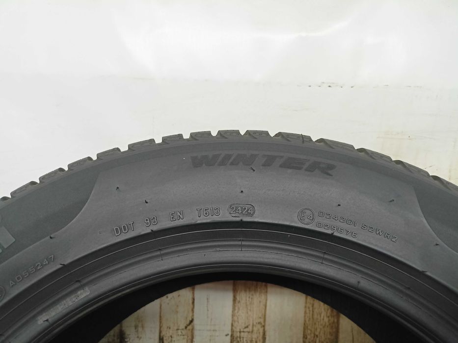 Pirelli SottoZero 3 225/55/17 24r. 97H 2x7,6mm 2x6,5mm (5915)