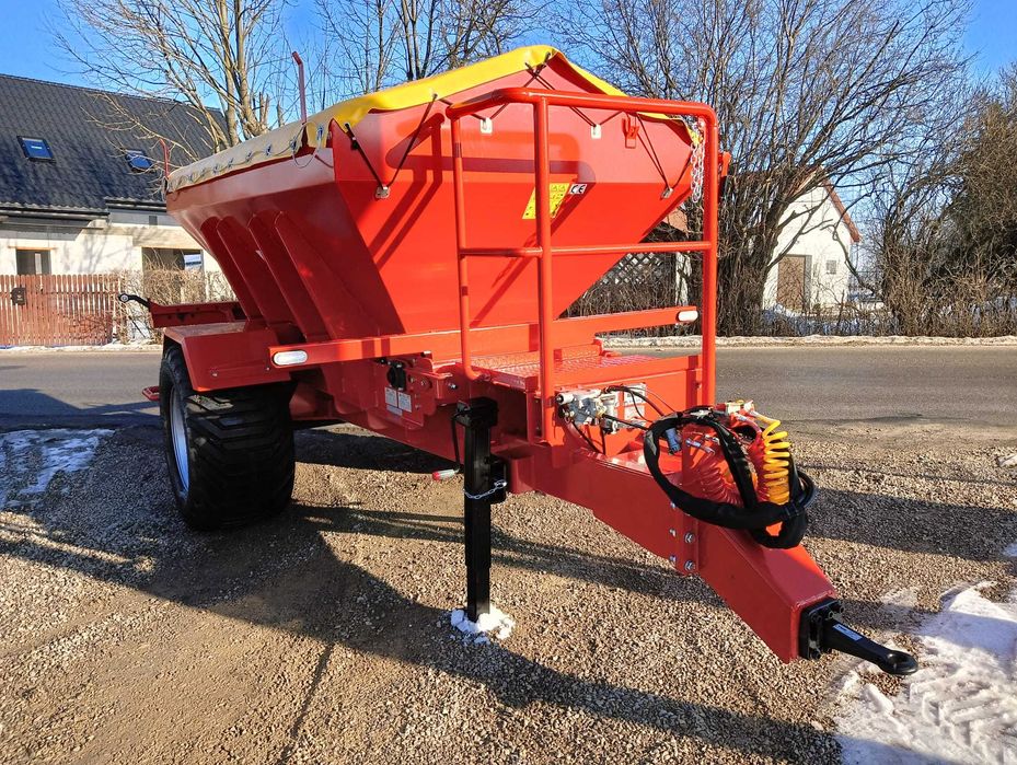 ROZSIEWACZ WAPNA/5000kg nawozów mineralnych i piasku z solą TYP:N062/1