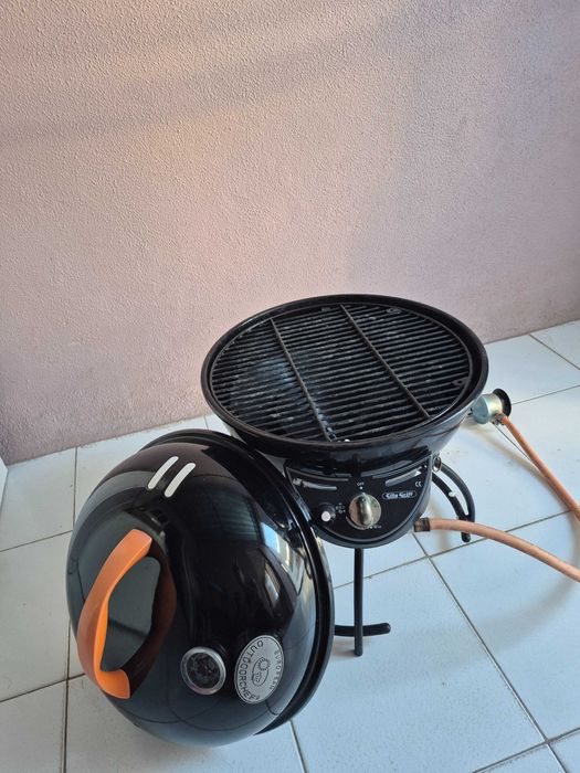 Barbecue a gaz preto