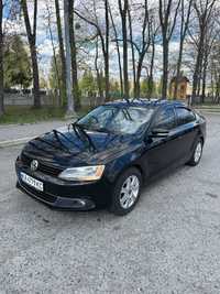 Продам VOLKSWAGEN JETTA 2011рік 2.5 газ/бенз