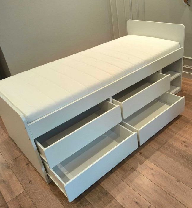 Продаются детские кровати IKEA ,с матрасами.