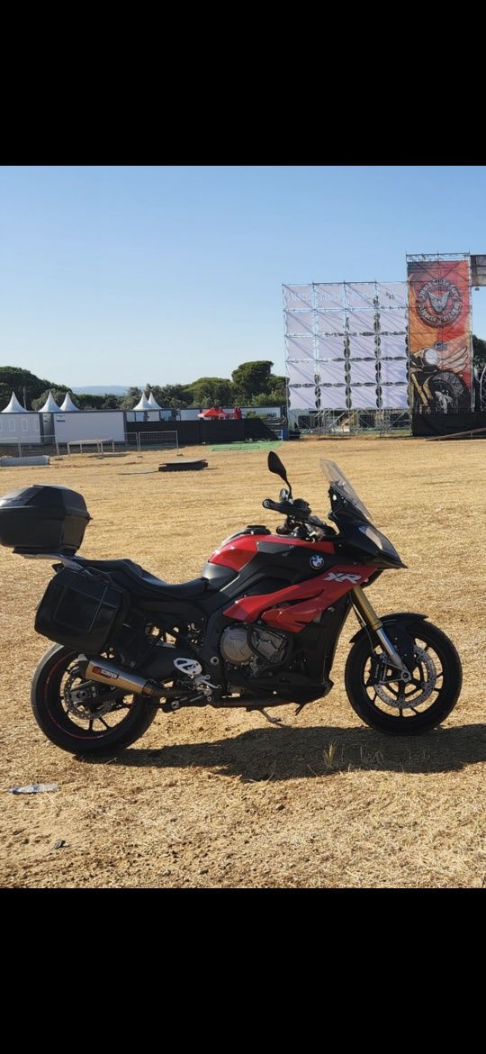 Bmw s1000 xr com 160 cavalos