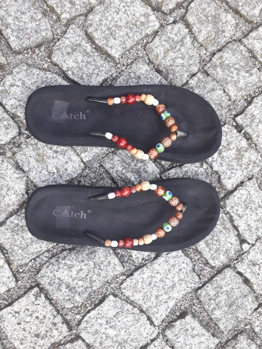 Klapki japonki czarne z koralikami rozmiar 37