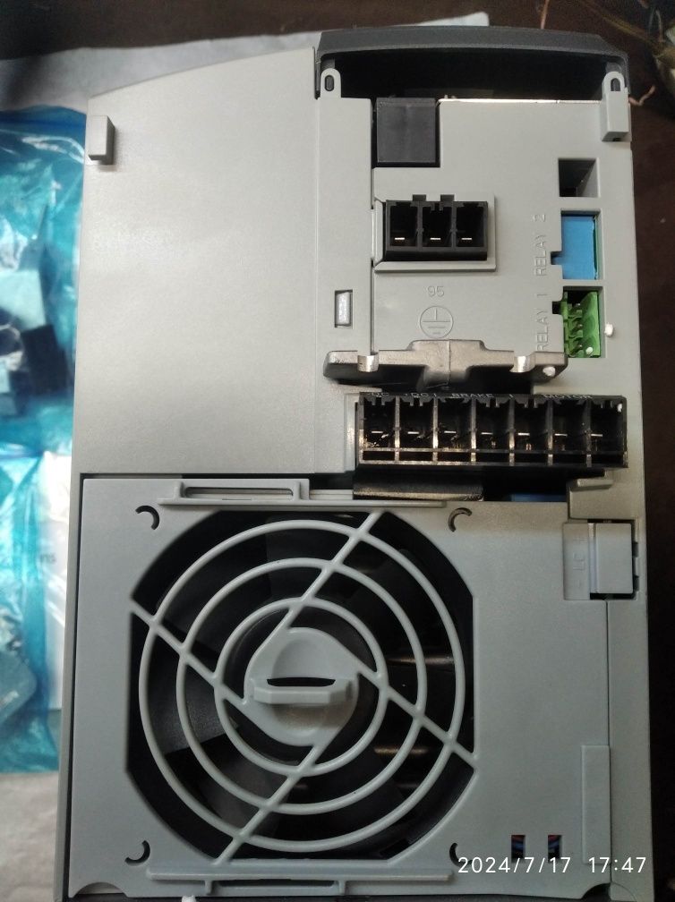 Частотный преобразователь,Частотник Danfoss VLT FC301P5K5T4 5,5 кВт 38