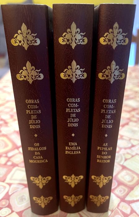 Obras completas de Julio Dinis em estado imaculado