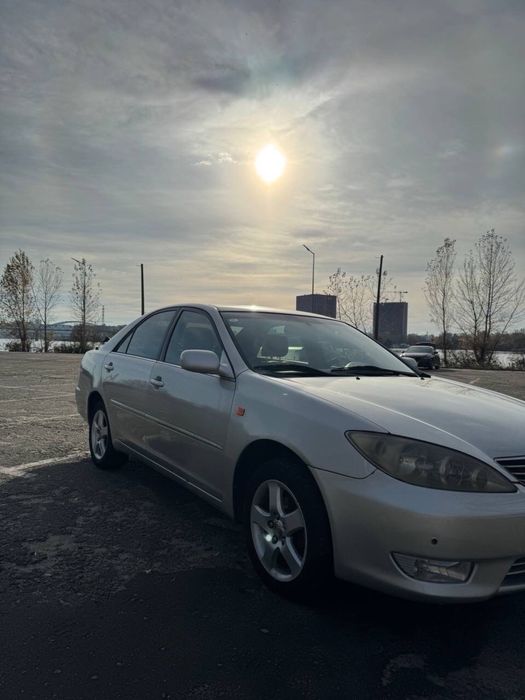 Toyota Camry v30 2.4  Торг