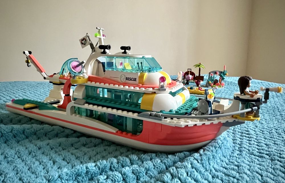 LEGO Friends 41381 Рятувальний катер. Оригінал