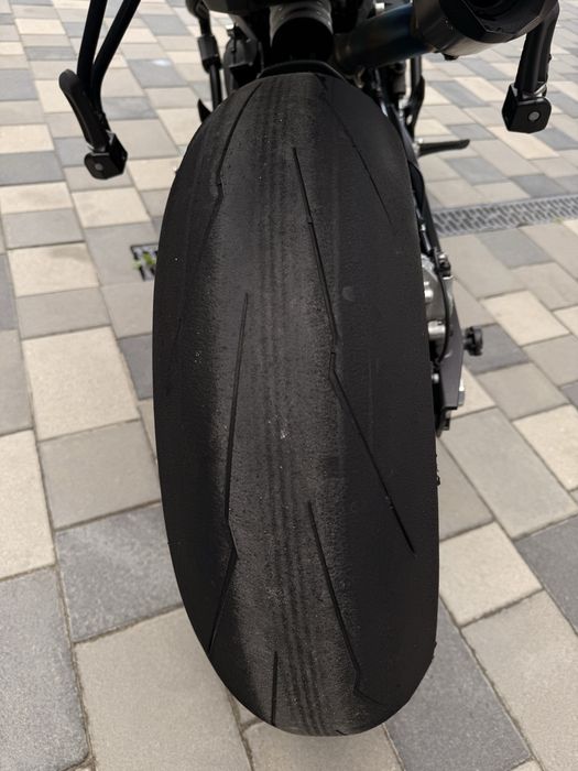 Мотоцикл KTM 790 Duke