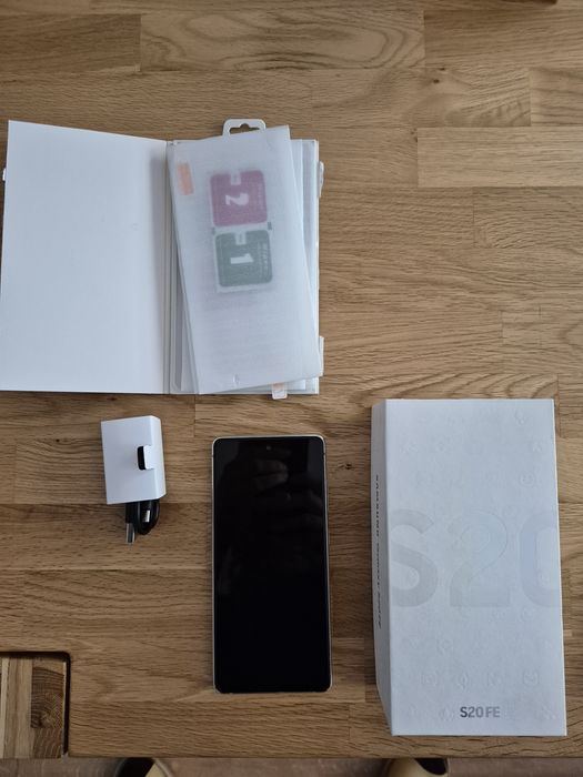 Telefon Samsung sfe 20 bardzo dobry stan