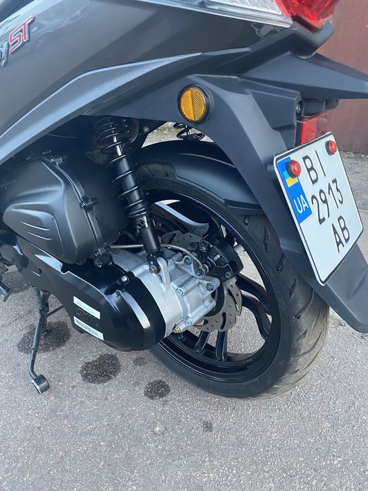 Продам скутер (инжекторная версия) в состоянии нового!