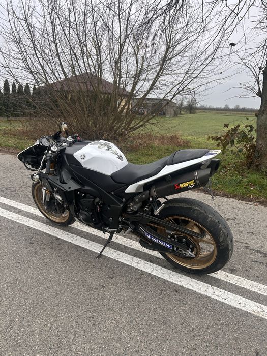 Yamaha R1 RN22 Lift Akrapovic quickshifter „06/2014r”