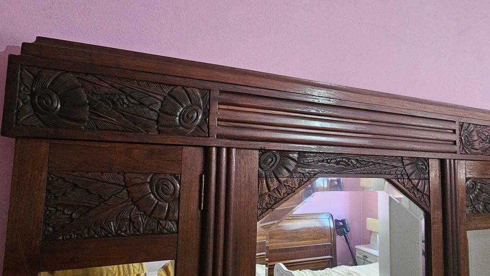 Cómoda antiga anos 40