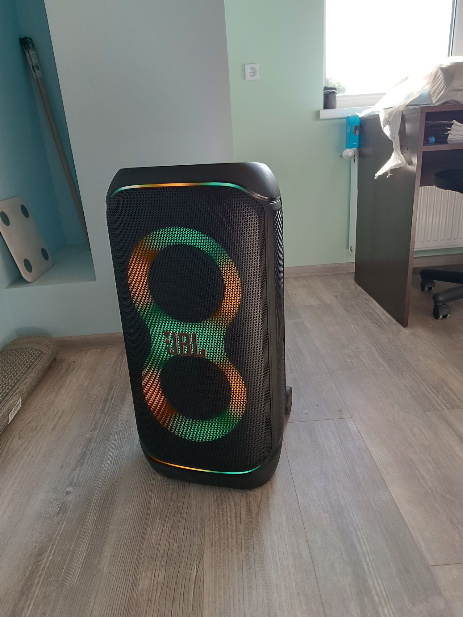 Оренда JBL Party Box 320