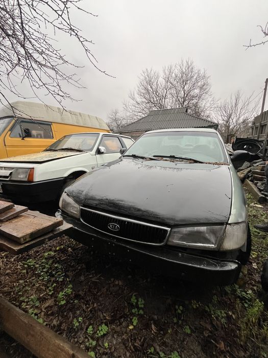 Продам Kia Clarus